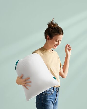 SONGMICS Pillow Set of 4, 50 x 70 cm, 800g Filling, Soft Brushed Polyester Cover, Pillow, Machine Washable at 60°, with Storage Bag, Cloud White TBP006W04