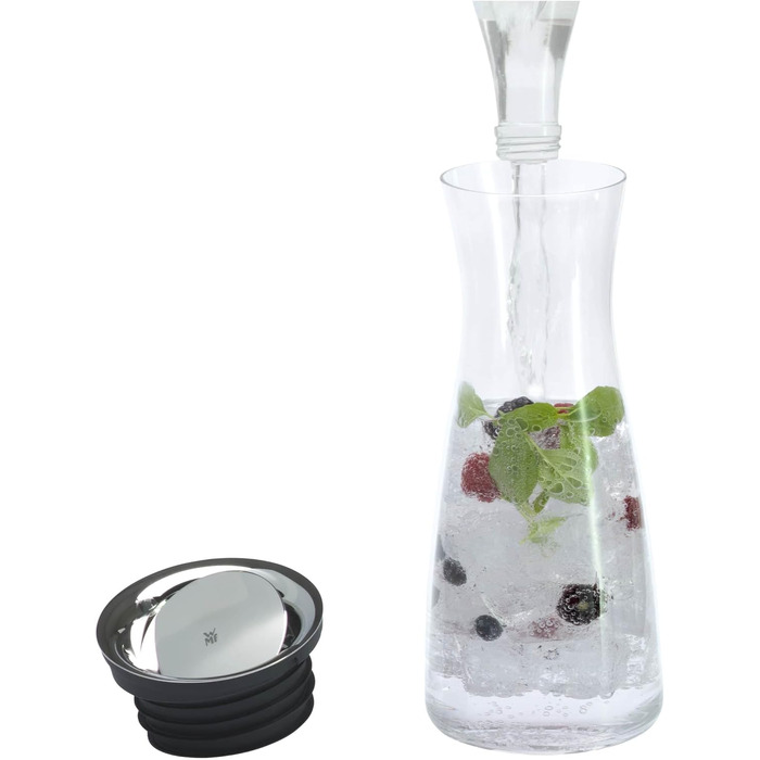 WMF Basic Glass Water Carafe 0.75 liter, Glass Carafe with Lid, Silicone Lid, CloseUp Closure
