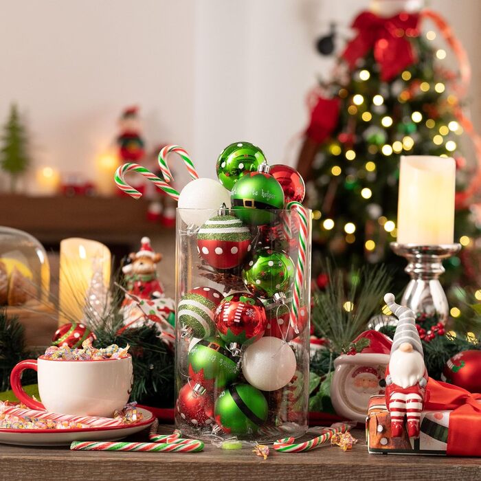 Набір ялинкових прикрас Victor's Workshop 35 шт. 5 см, пластикові кулі, червоно-зелено-білий декор для ялинки