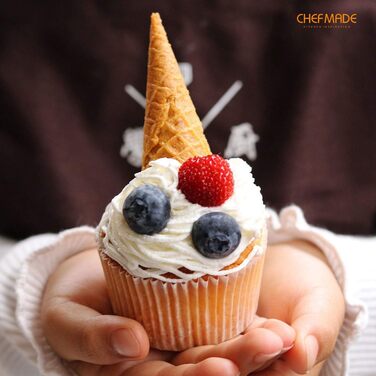 CHEFMADE Muffin Cake Pan, 12-Cavity Non-Stick Cupcake Pan Baking Mold for Oven Baking (Champagne Gold)