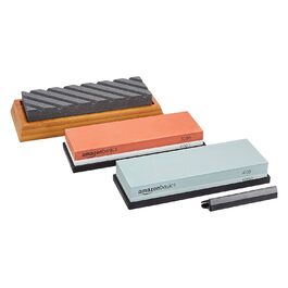 Набір точильних каменів Amazon Basics, 3 штуки, двосторонні, зернистість 400/1000 та 3000/8000, вирівнювальний камінь з нековзкою бамбуковою основою, багатокольоровий, 22.5x15.2x7.3 см
