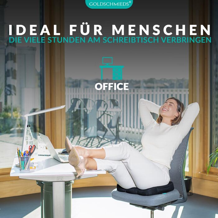 Ортопедична подушка для сидіння Goldschmieds® - для офісного крісла, авто та ін. - Знімає навантаження зі сідничної кістки, знеболює та покращує кровообіг. Made in Germany. Підходить для ваги 50-95 кг. Чорний пінополіуретан (Memory Foam)