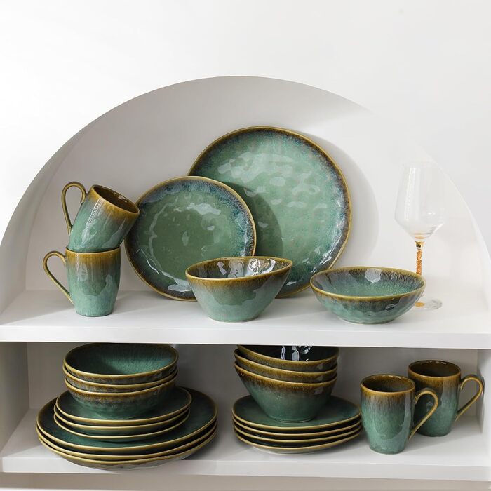 Henten Home 4-Piece Stoneware Plate Set, Green Dessert Plates, Breakfast Plates, Flat Cake Plates, Salad Plates Set for 4 People, Dinner Plate Set