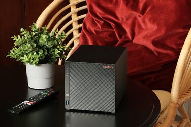 Asustor Drivestor 2 Lite AS1102TL - мережевий NAS сховище з 4 відсіками, 1 ГБ RAM, 1GbE порт, Quad Core процесор 1.7GHz (без дисків)