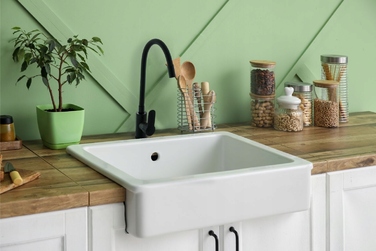 Змішувач для кухні стійкий Yoka Home Espia, чорний
