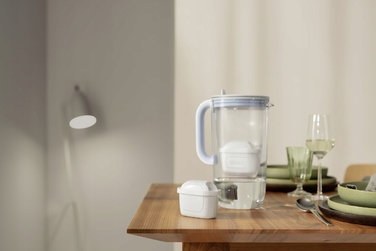 Скляний фільтр-відстоювач BRITA Glass + 1 фільтр Pure Performance та 2 фільтри Hard Water
