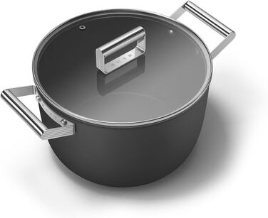Електричний чайник Smeg KLF05CREU, 0.8 л, чорний: нержавіюча сталь, безпека, LED-дисплей, антиковзаюча основа