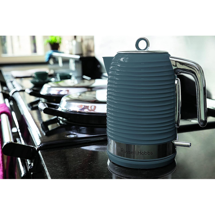 Електричний чайник Russell Hobbs Inspire 1.7л, 2400W, сірий, з високоякісною глянцевою поверхнею, з функцією швидкого кип'ятіння, знімний фільтр від накипу, індикатор рівня води, знімний кришка