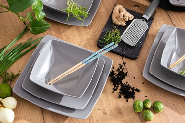 Обідній сервіз Konsimo Epiri, сірий, квадратний, 36 предметів, на 12 осіб