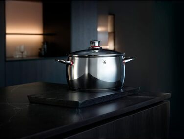 Каструля з ручкою WMF Quality One 16 см без кришки, 1,7 л, каструля для молока, каструля з нержавіючої сталі Cromargan, полірована, без покриття, для індукційних плит