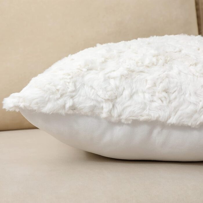 NIULAA White Faux Fur Pillow Covers 45x45 2-Pack - Luxurious Plush Cushion Covers for Sofa, Living Room, Bedroom