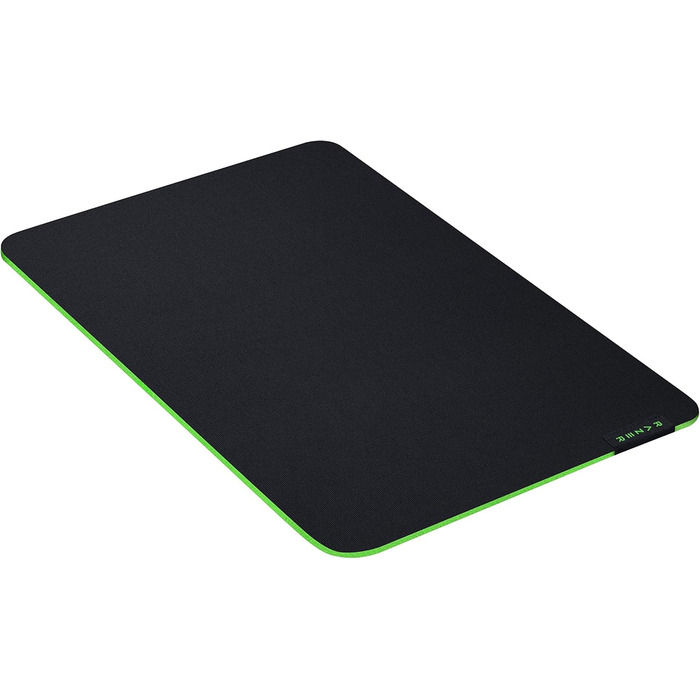 Ігровий килимок для миші Razer Gigantus V2 Medium, текстурований мікротканинний кидок, протиковзаюча гумова основа, чорний (450 x 400 x 3 мм)