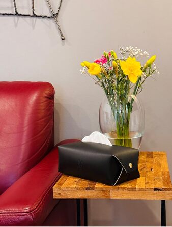 Genuine Leather Cosmetic Tissue Box, Handcrafted, Made in Italy, Perfect for Living Room, Bathroom, Kitchens, and Office/Practice (Black)