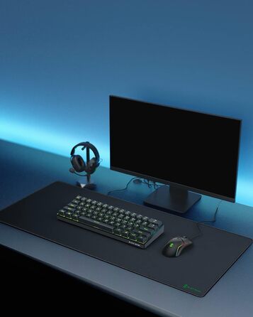 Чорний ігровий килимок Black Shark XL 900x400 мм з вологостійким покриттям та антиковзаючою основою