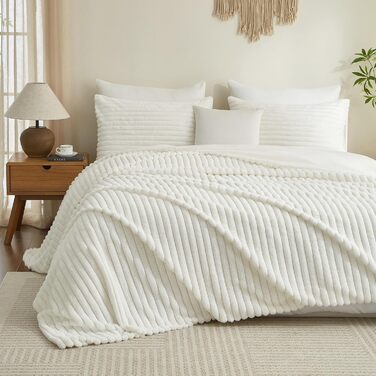 Плюшевий м'який плед Luofanfei 180x200 см, салатовий, велюровий, з ефектом бульбашок, теплий, з флісу, для ліжка, дивана, кімнати