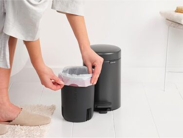 Сміттєвий відер Brabantia NewIcon для ванної кімнати з педаллю та кришкою, 3 л, сірий (Confident Grey)