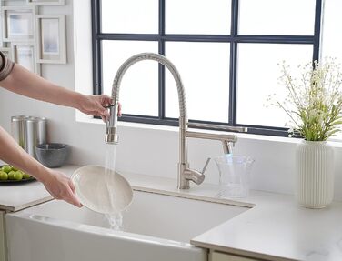 LED кухонний змішувач з спіральною пружиною, поворотний на 360°, з двома виливами, висувний, для кухні, з високим тиском, з нержавіючої сталі, LED, матове нікелювання