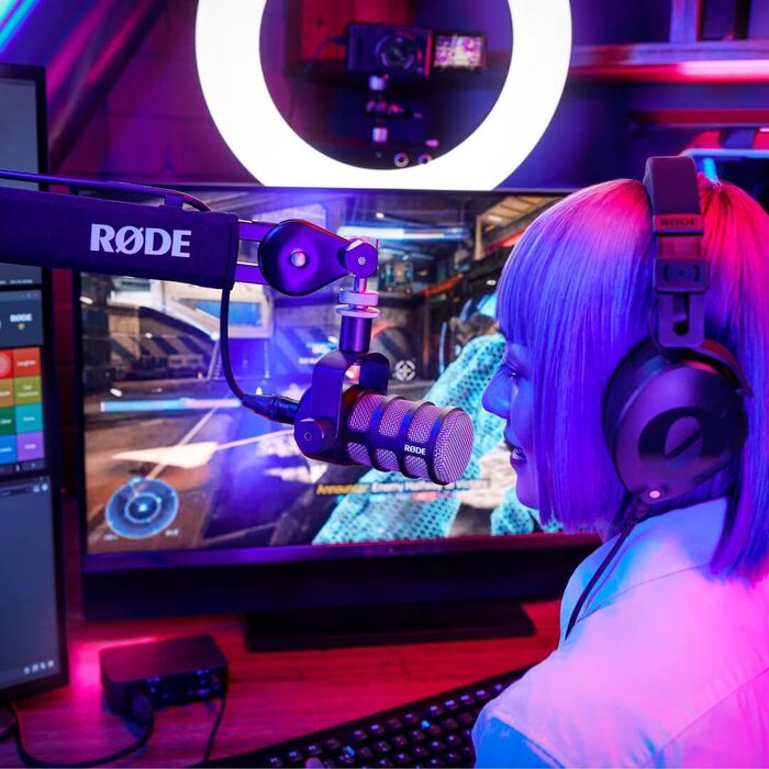 Rode PodMic Black: Професійний подкаст-мікрофон з відкривачкою для пляшок - чорний