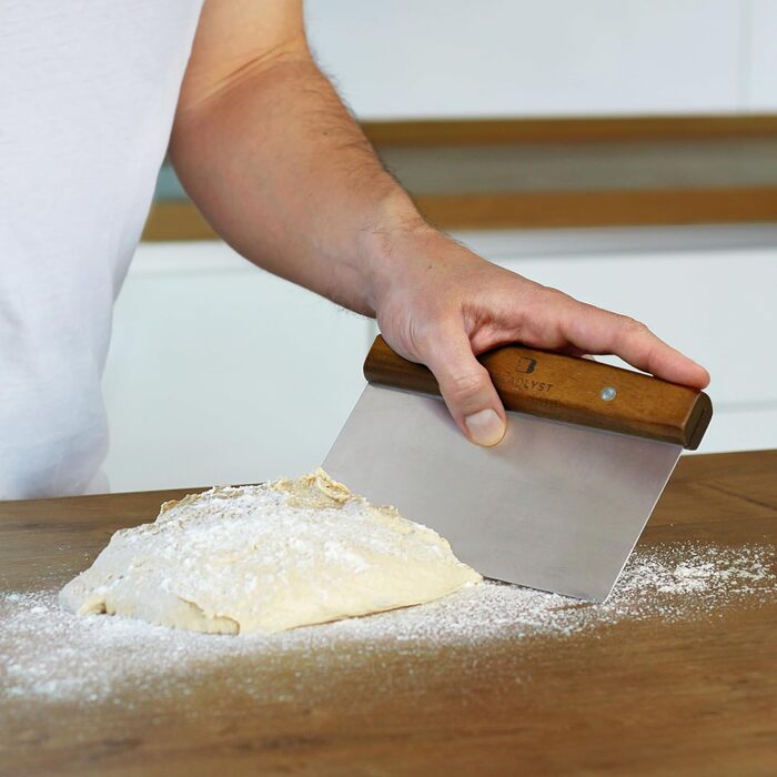 BREADLYST Преміум скребок для тіста 18 см з нержавіючої сталі з дерев'яною ручкою — професійний розділювач і нож для тіста для хліба, піци та гриля