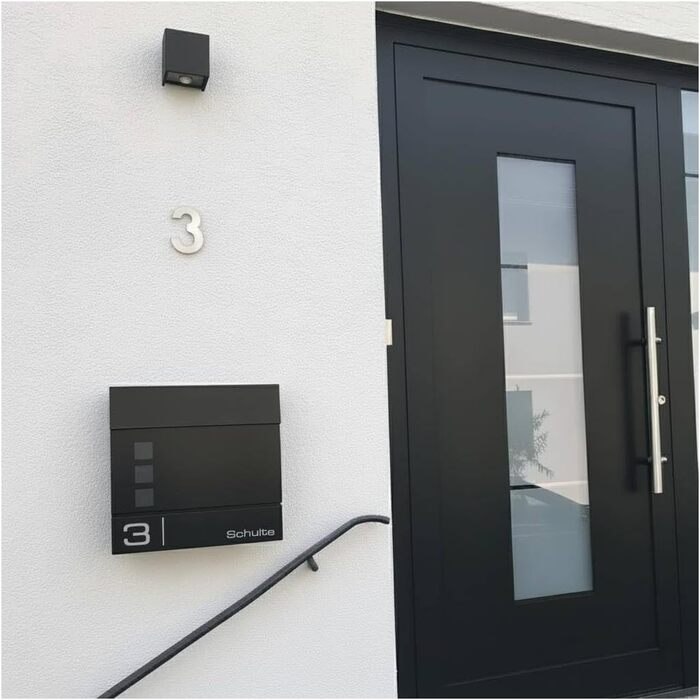 Поштова скринька Metzler Cube антрацит RAL 7016 з лазерним гравіруванням адреси та номера будинку, з відділенням для газет, вікном. Розмір 37x37x10.5 см