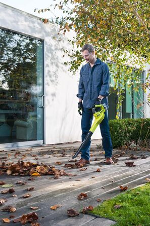 RYOBI 18V ONE+ Cordless Leaf Blower OBL1820S (Air speed 245 km/h, airflow 2.6 m³/min, without battery & charger in box)