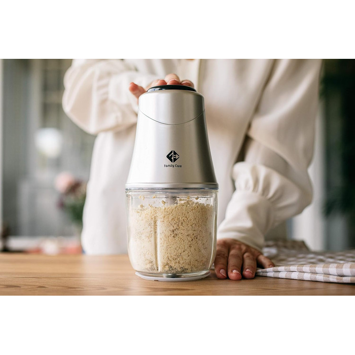 Електричний подрібнювач Family Care для кухні: 3 титанові леза, 300W, скляна чаша 600 мл, багатофункціональний, для м'яса, цибулі, овочів, горіхів, льоду