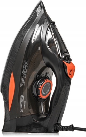 Парова праска Black+Decker BXIR3000E (3000 Вт; чорна)