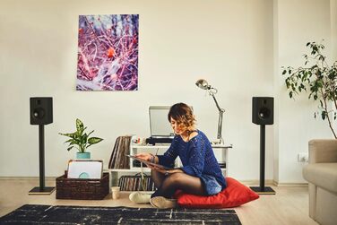 Підлогові стійки для акустичних систем Kanto ST28P - пара, чорний метал, дерев'яна база