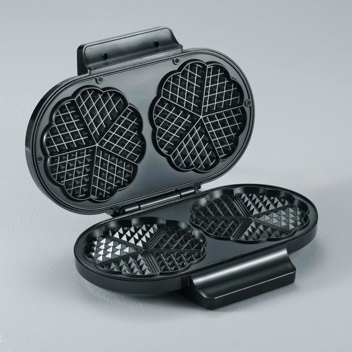 Severin WA 2106 Heart-Shaped Waffle Maker - Anti-Stick Coating, Slim Design, 1200W - Black