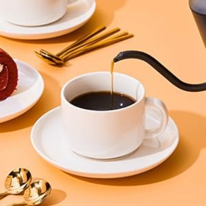Набір кавових чашок і блюдець Porzellan (4 шт.), з золотою ложкою, 220 мл, кераміка. Чашки капучино для чаю, еспресо (білий)