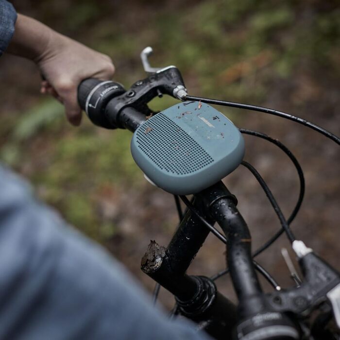 Портативна Bluetooth колонка Bose SoundLink Micro (Блакитна)