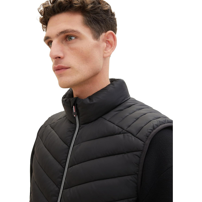 Жилет чоловічий TOM TAILOR, розмір XL, колір чорний