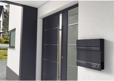 Поштова скринька Metzler Anthrazit RAL 7016 з газетницею та номерним знаком - персоналізована лазерним гравіюванням | Сучасна водонепроникна та стійка до іржі поштова скринька Hermann (Db703)