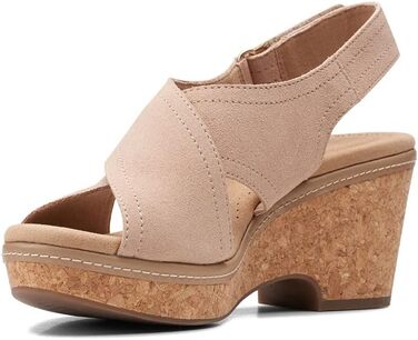 Босоніжки Clarks Giselle Cove на підборах, шкіра, бежеві - 39 EU