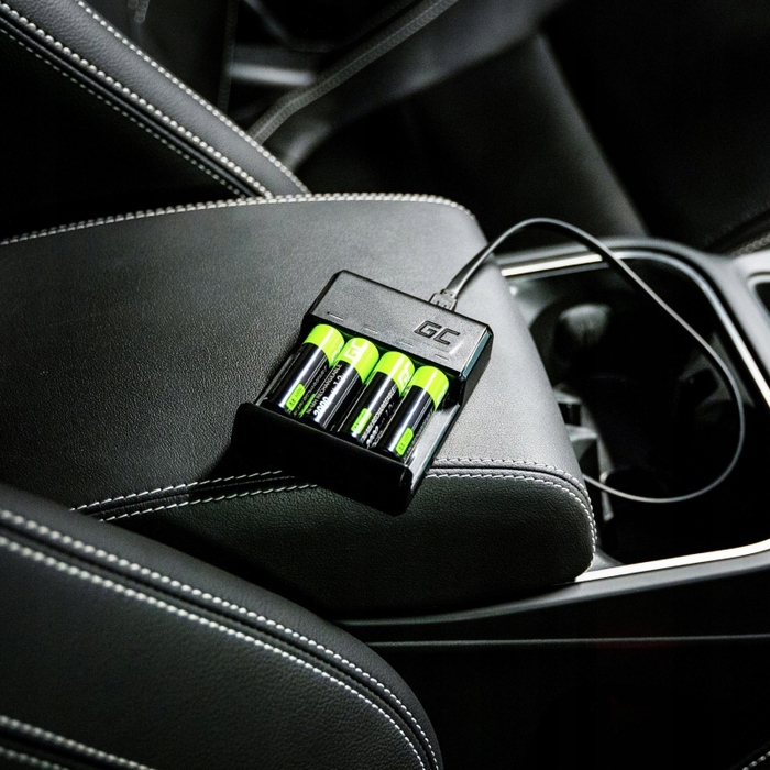 Зарядний пристрій Green Cell VitalCharger для 4 акумуляторів AA/AAA Ni-MH