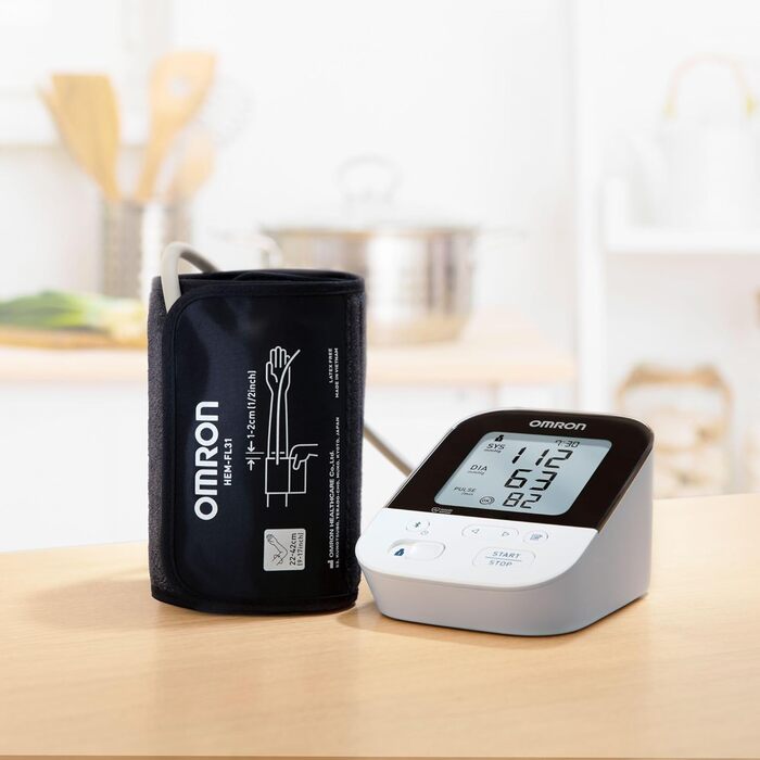 Тонометр OMRON M400 Intelli IT - автоматичний для вимірювання артеріального тиску на плечі | клінічно перевірений | підходить для діабетиків та вагітних | безкоштовний додаток для смартфона (iOS & Android) | діапазон манжет 22-42 см
