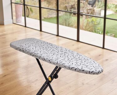 Гладильна дошка Joseph Joseph Glide 135 x 45 см з регулюванням висоти та стійкою до нагрівання платформою для прасування, зручне зберігання, 4-шаровий бавовняний чохол (Plus, Ecru, 130 см)