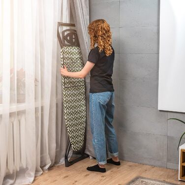 Прасувальна дошка KADAX з висувною полицею, 120x42 см, регульована висота, антиковзні ніжки (Зелена)