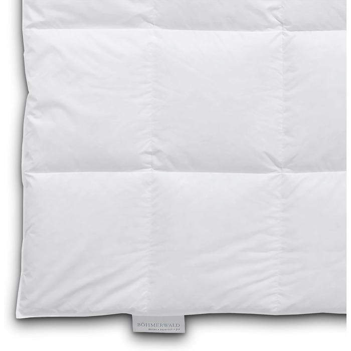 Bohemian Forest Comfort Down Duvet, suitable for allergy sufferers, 90% down / 10% feathers, fill weight: 630 gr., warmth class: normal, Oeko-Tex Standard 100, white, size: 135 x 200 cm. Warmth class normal 135 x 200 cm