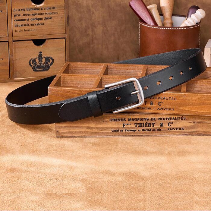 Чоловічий шкіряний ремінь: класичний джинсовий ремінь для чоловіків з подарунковою коробкою. Чорний колір, розмір L (32W-35W, 105 см)