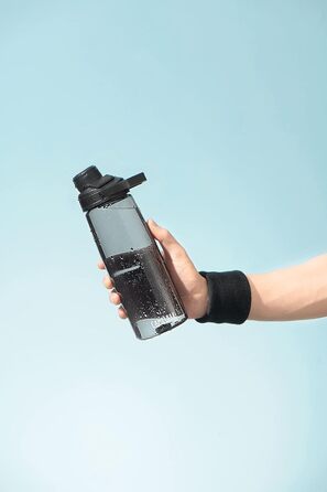 CamelBak Chute Mag Water Bottle (1500 ml, Clear)