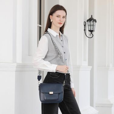 Сумка жіноча Miss Lulu середнього розміру через плече з екошкіри та замші вінтажний блакитний (2513)