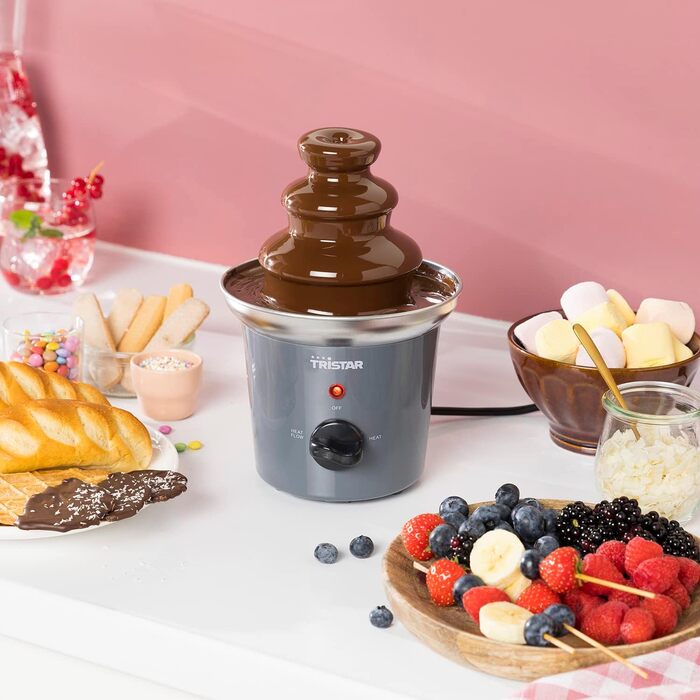Шоколадний фонтан Tristar CF-1603 з нержавіючої сталі, 3 рівні, 0,4 л, функція підігріву, 32 Вт