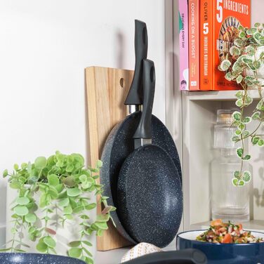 Сковорода Russell Hobbs Nightfall Stone 20 см з антипригарним покриттям, індукційна, з бакелітовою ручкою | Антипригарна, для омлетів