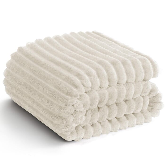 Пухнаста ковдра WAVVE: тепла флісова ковдра для дивану, софи та декору інтер'єру, 150 x 200 см, бежева