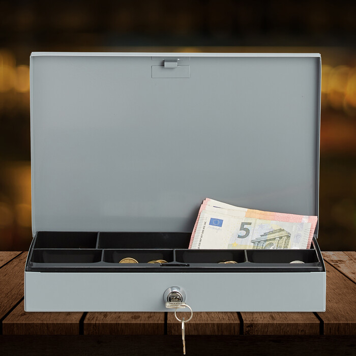 Lockable Cash Box