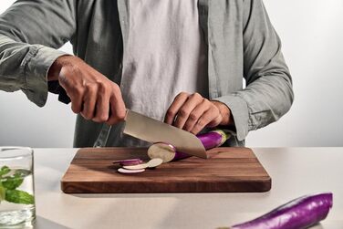 Професійний ніж Сантоку ZWILLING Professional S, нержавіюча сталь, 16 см, чорний