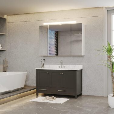 Дзеркальна шафа для ванної кімнати DICTAC з LED-підсвічуванням, розеткою та вимикачем (90x16x60 см), 3 дверцята, білий колір