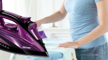 Парова праска з керамічною підошвою MPM MZE-21/RS