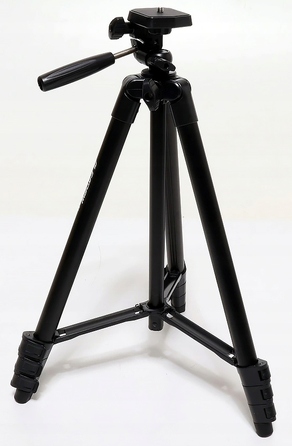 Штатив-трипод MLT01, 136 см, чорний